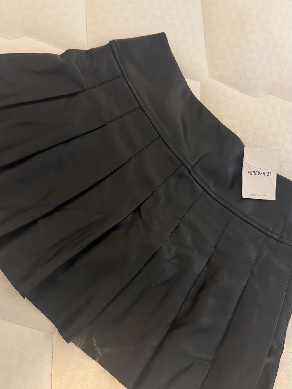 Forever 21 Black Faux Leather Pleated Mini Skirt